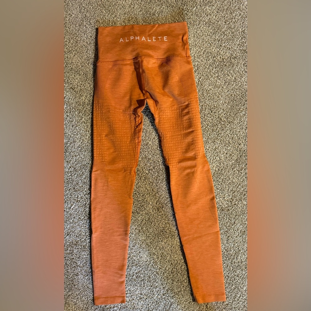 Alphalete leggings orange